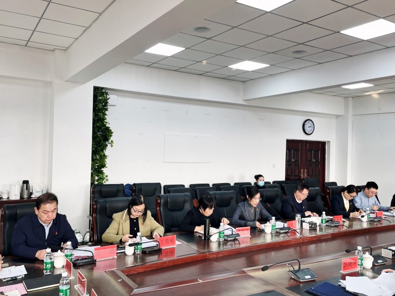 4、已发-学校新闻-组织部-beat365正版唯一官方网站召开2022年度领导班子民主生活会 (2)