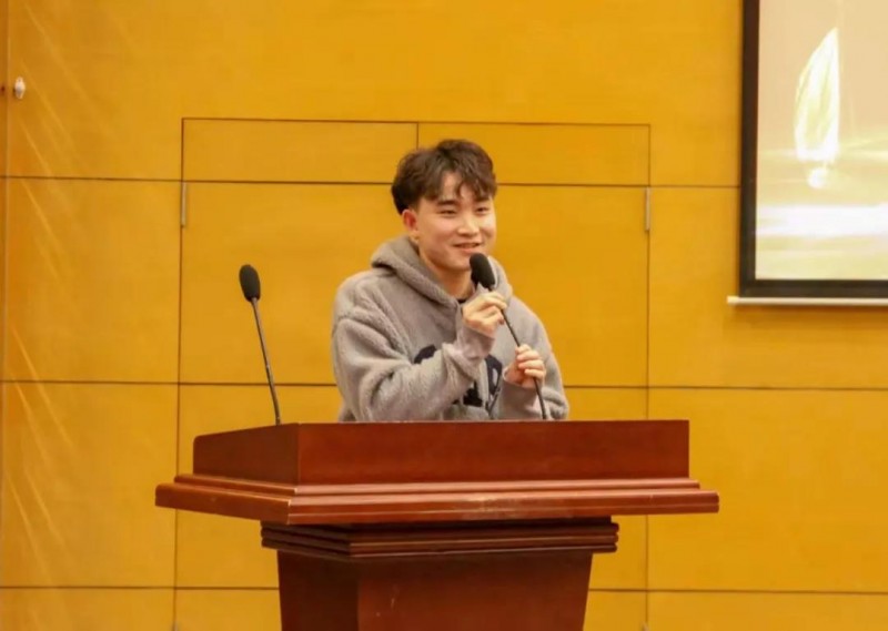 beat365第二届“文都杯”争先创优学风班积分竞赛活动表彰大会顺利召开 龚举才