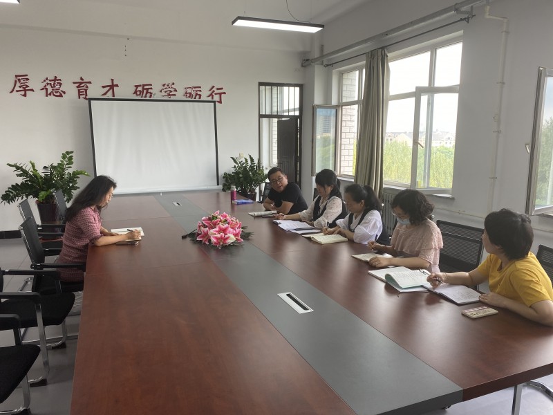 马克思主义学院开展深化应用型本科建设专题学习活动1