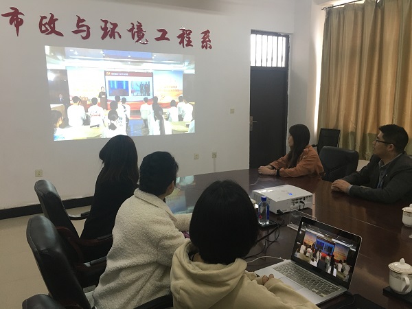 3、市政与环境工程系辅导员观摩学习辽宁省高校辅导员主题班会