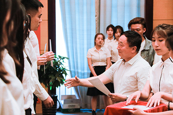 3、首届辽宁省大学生城市文化创意设计大赛表彰大会暨2021年第二届辽宁省大学生城市文化创意设计大赛启动仪式在beat365举行 (3)