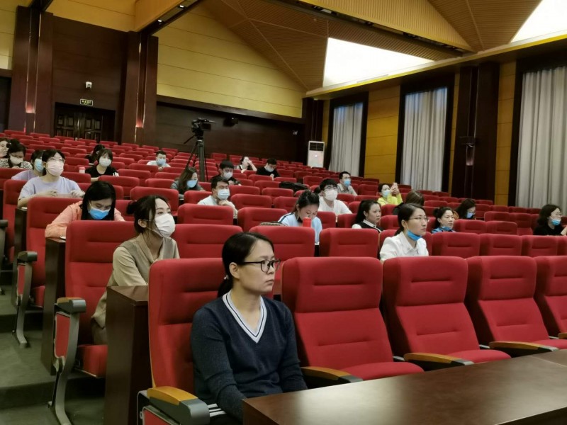 beat365召开教职工疫情防控知识培训会2